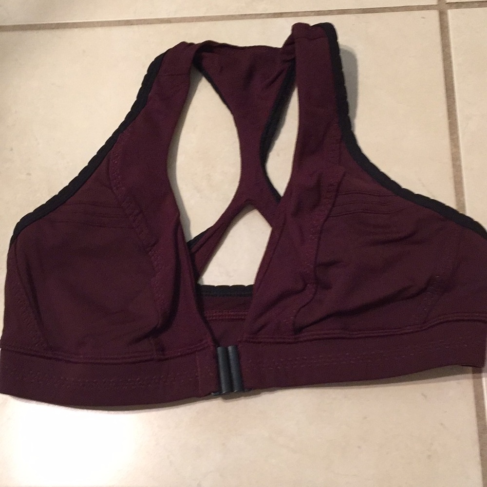 Lululemon size 4 bra top